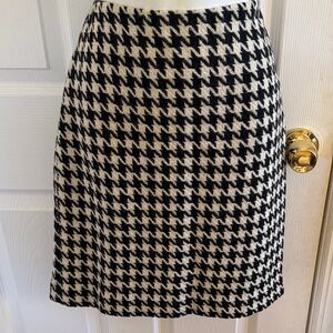 LOFT Black and White Houndstooth A-Line Skirt